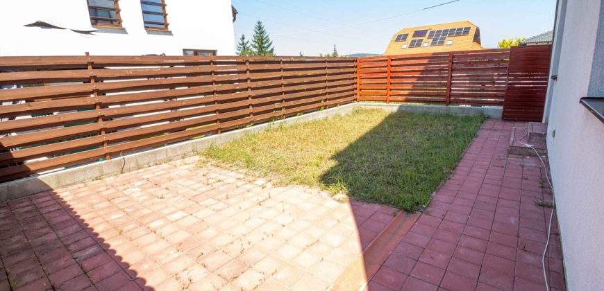 Új építésű modern kétszobás földszinti lakrész
