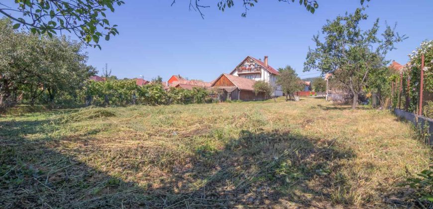 Telek házzal a Szombatfalvi utcába